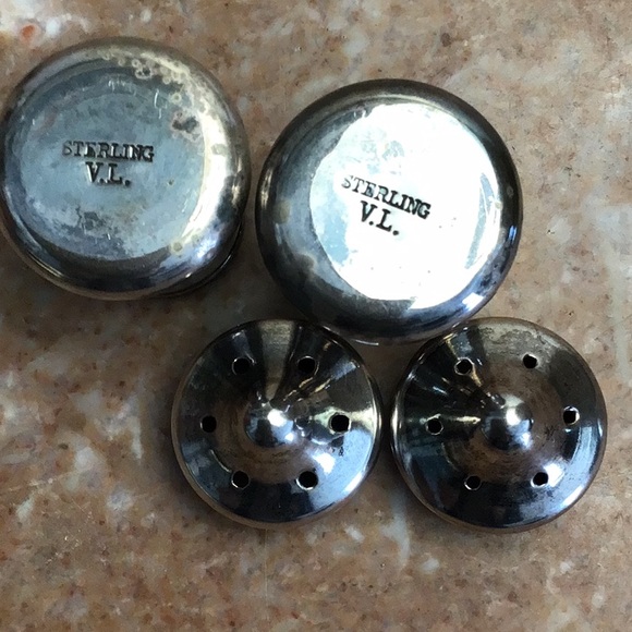Sterling Silver Salt and Pepper Shakers - Picture 4 of 7